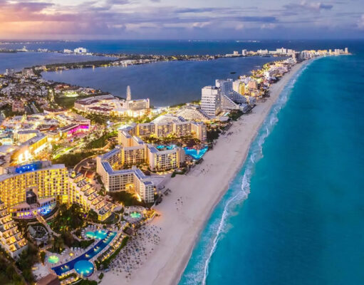 Guide to Visiting Mexico City and Cancun Cancun Beach Coast